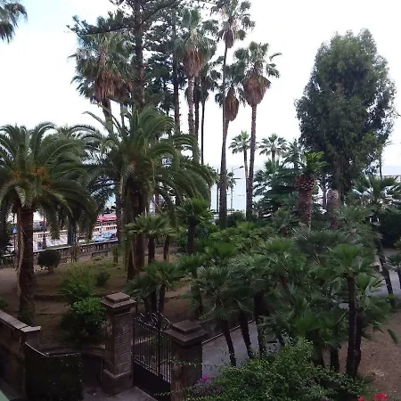 Апартаменты Zona Chiesa Russa *