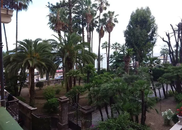 Apartment Zona Chiesa Russa *