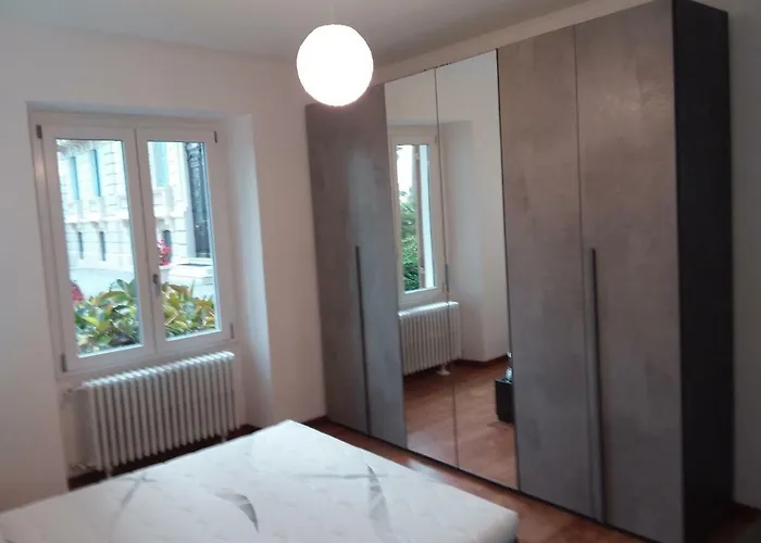 Zona Chiesa Russa Apartmán *